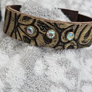 Sandra Ling.  Patterned Leather Bracelet with AB crystals.Adjustable. New